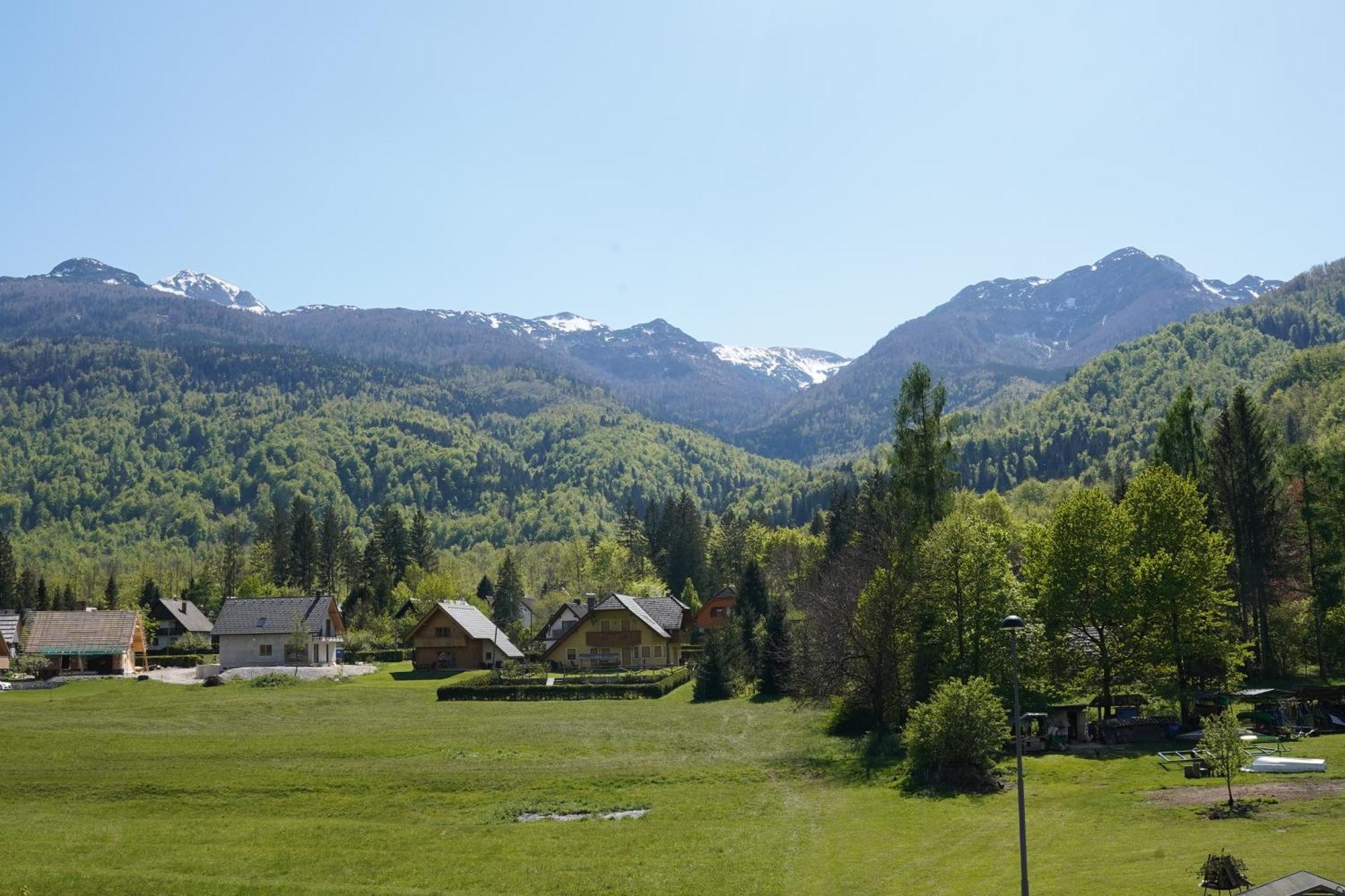 Penzion Rozic Bohinj ภายนอก รูปภาพ