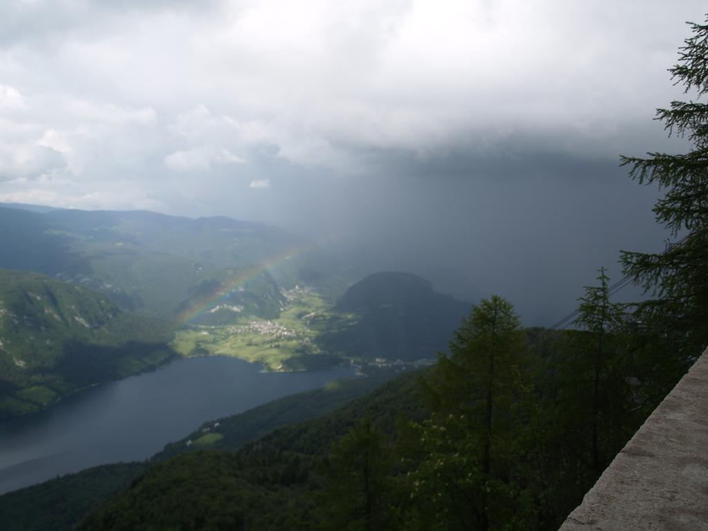 Penzion Rozic Bohinj ภายนอก รูปภาพ