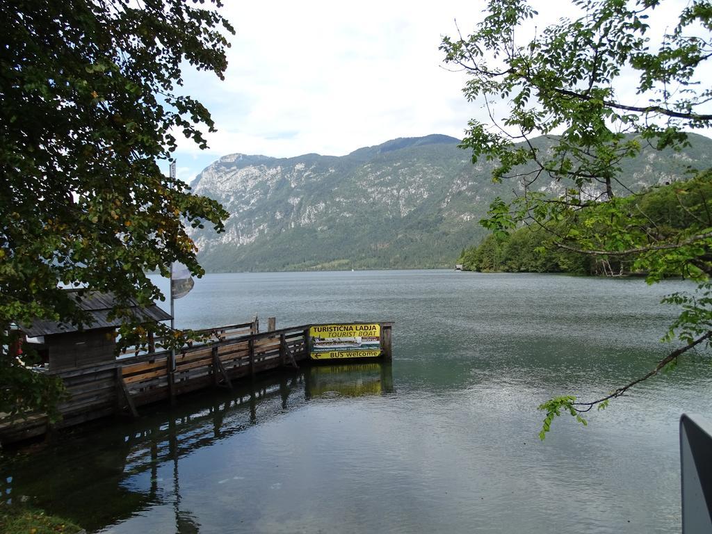 Penzion Rozic Bohinj ภายนอก รูปภาพ